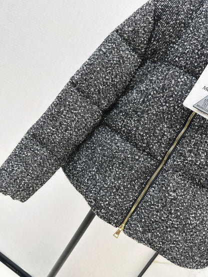 Monc 25fw down jacket