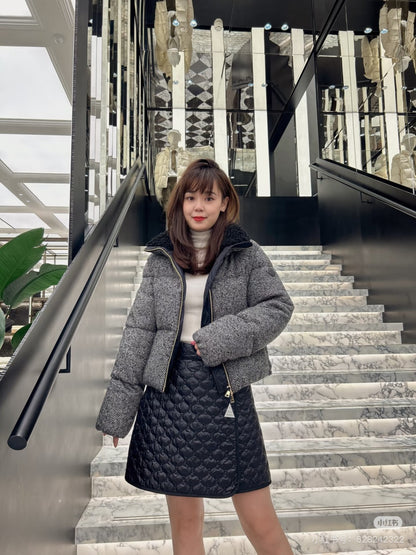 Monc 25fw down jacket