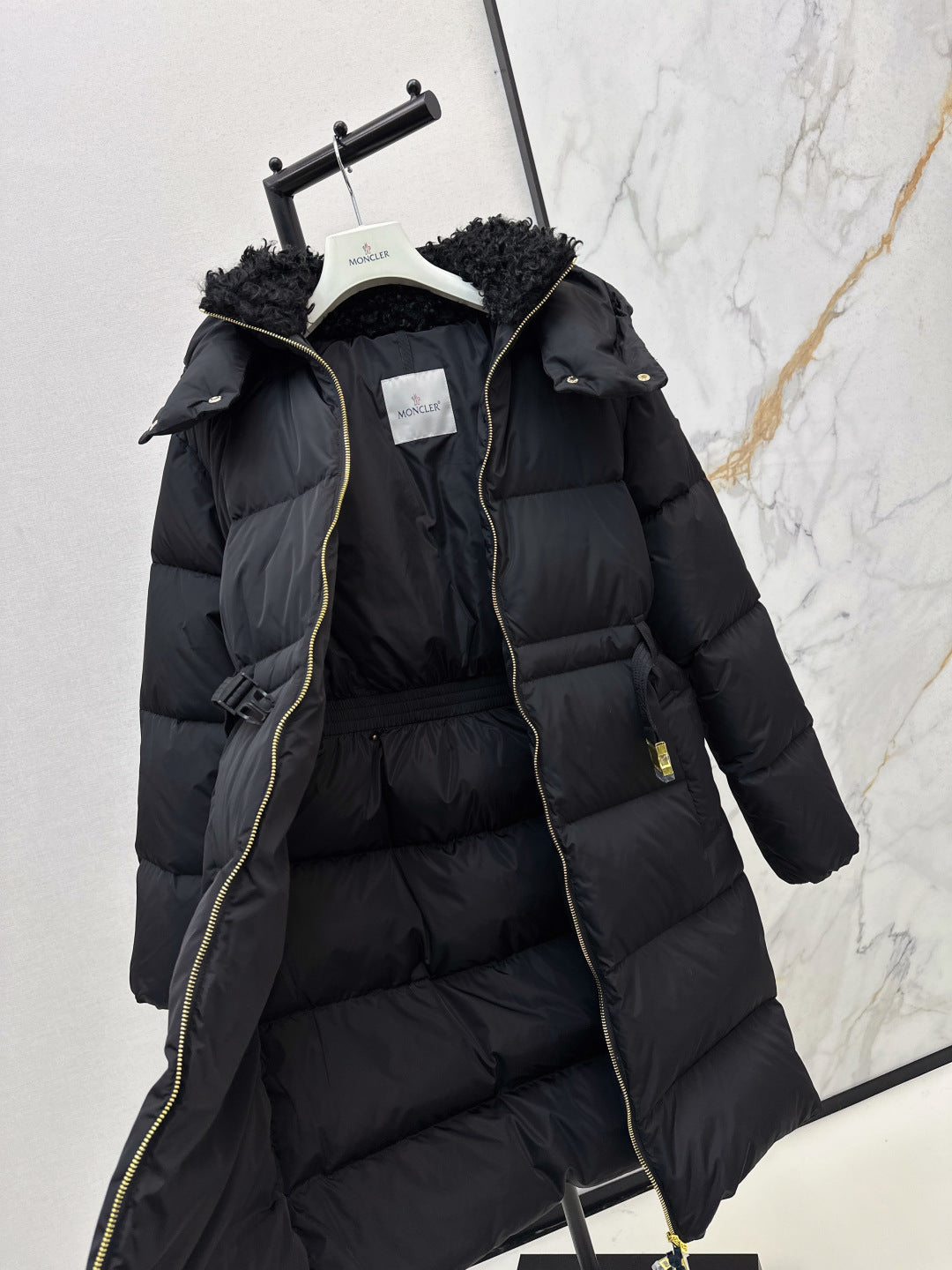 Monc 25fw hooded down jacket