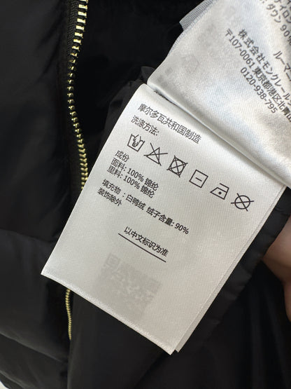 Monc 25fw hooded down jacket