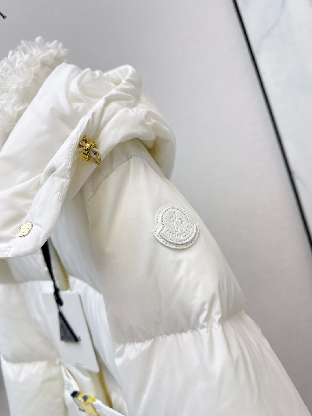 Monc 25fw hooded down jacket