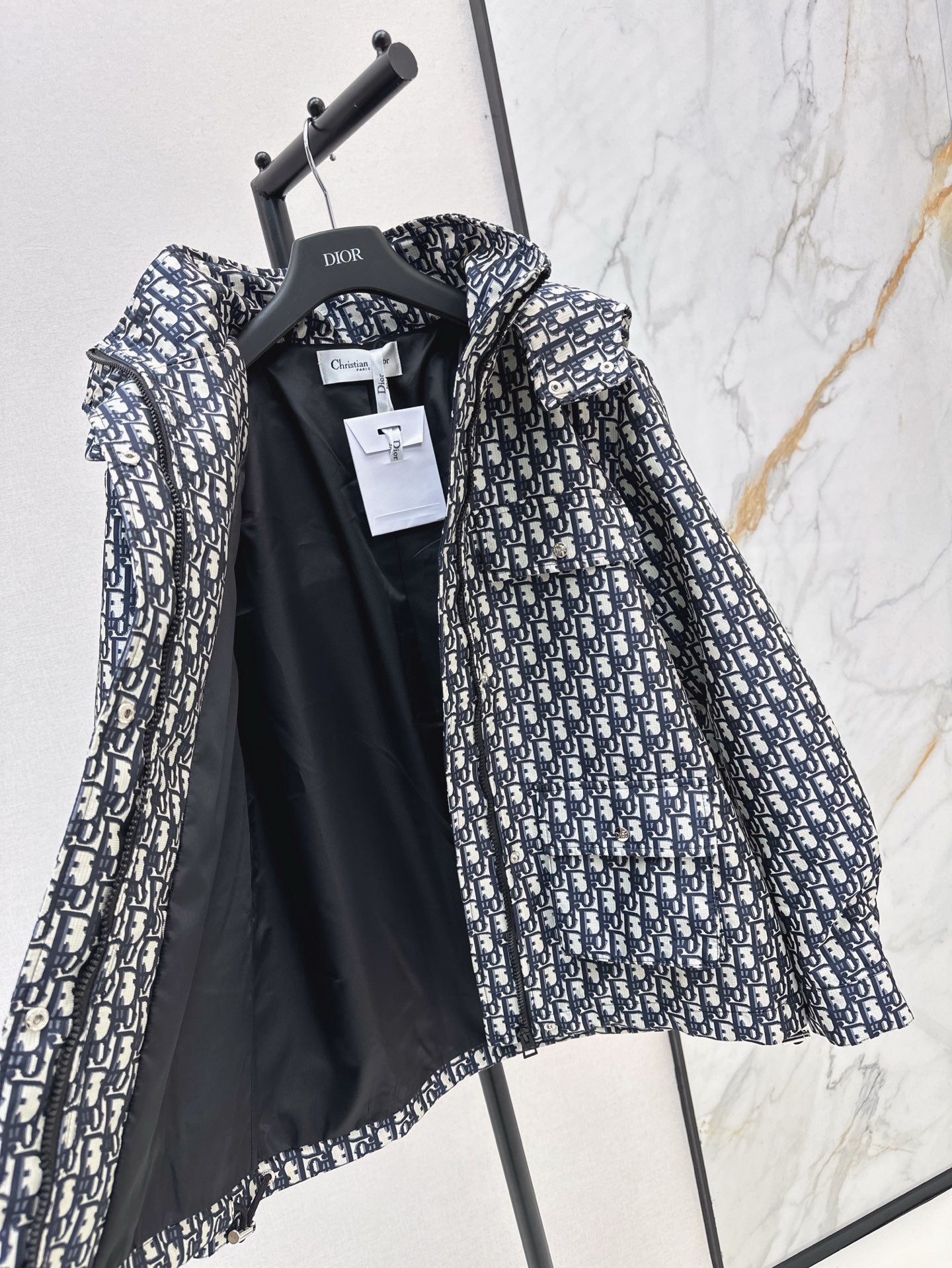 CD 25fw jacquard hooded jacket