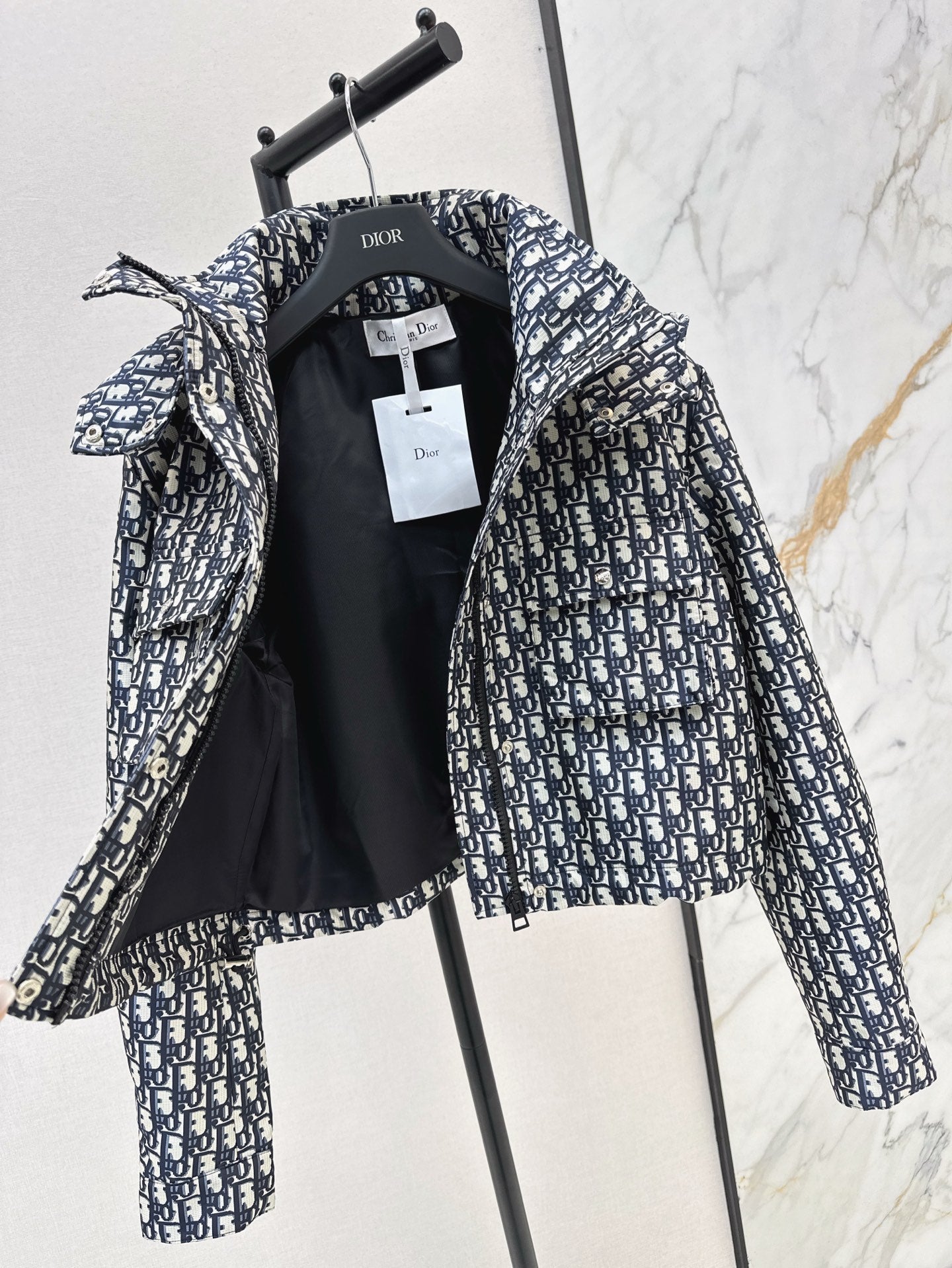 CD 25fw jacquard jacket