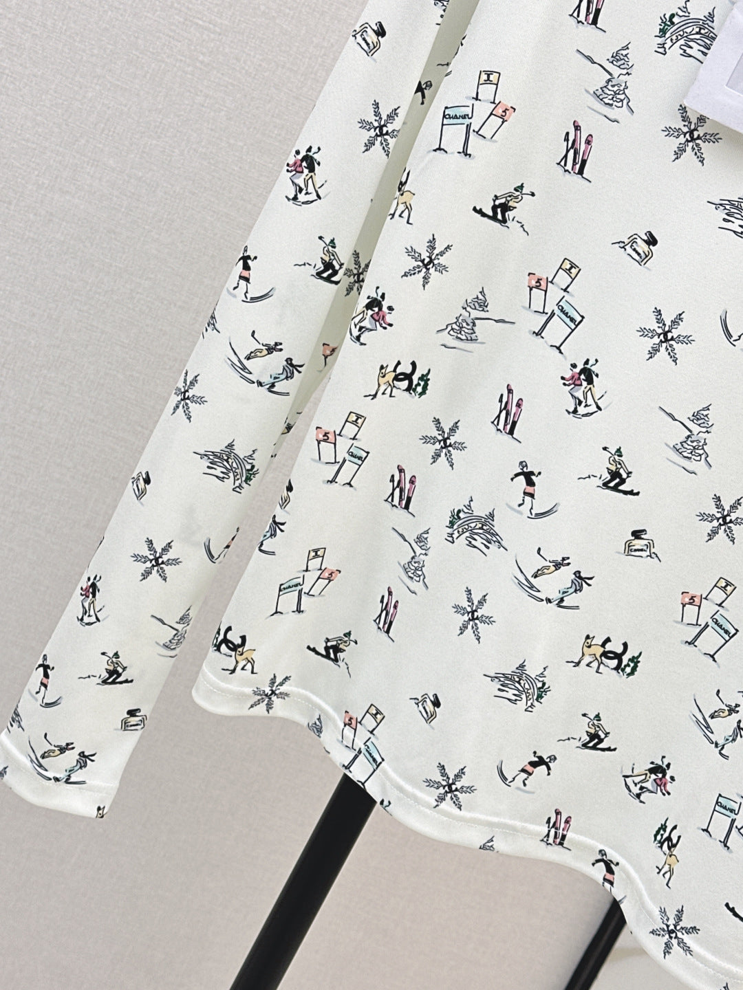 Chan 25fw print base layer