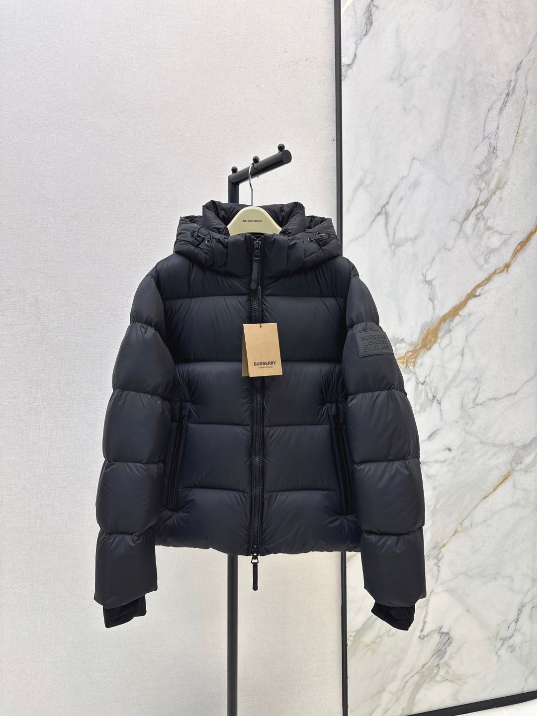 Bur 25fw down jacket
