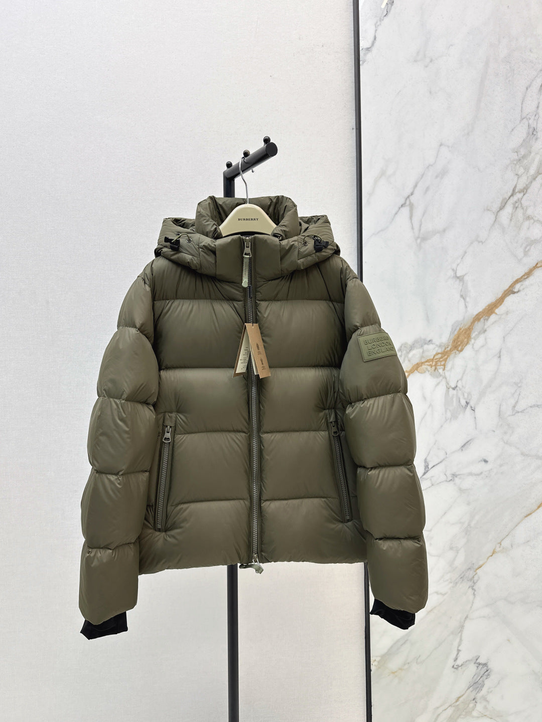 Bur 25fw down jacket