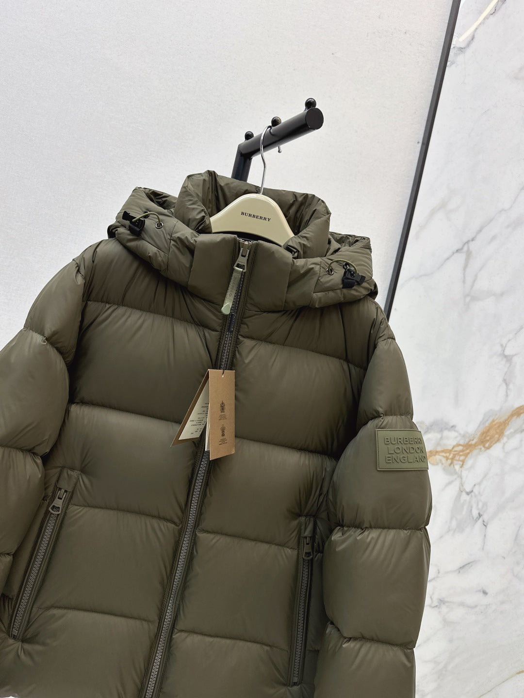 Bur 25fw down jacket