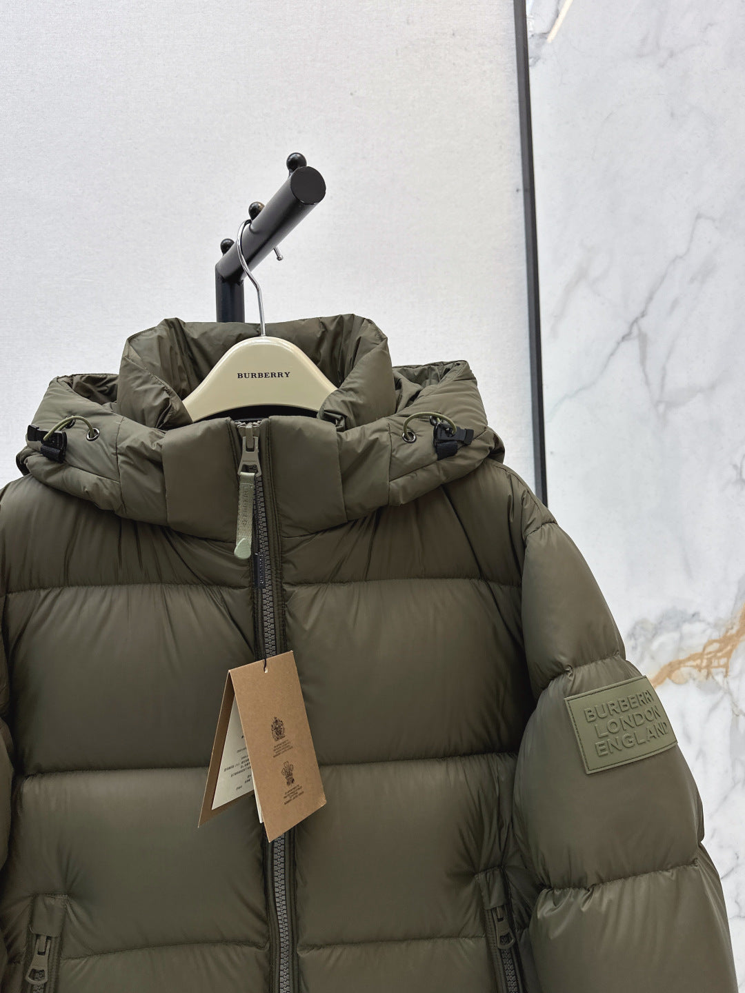 Bur 25fw down jacket