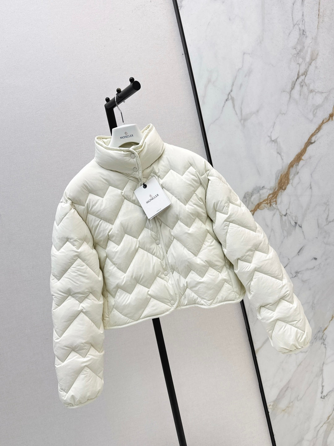 Monc 25fw down jacket