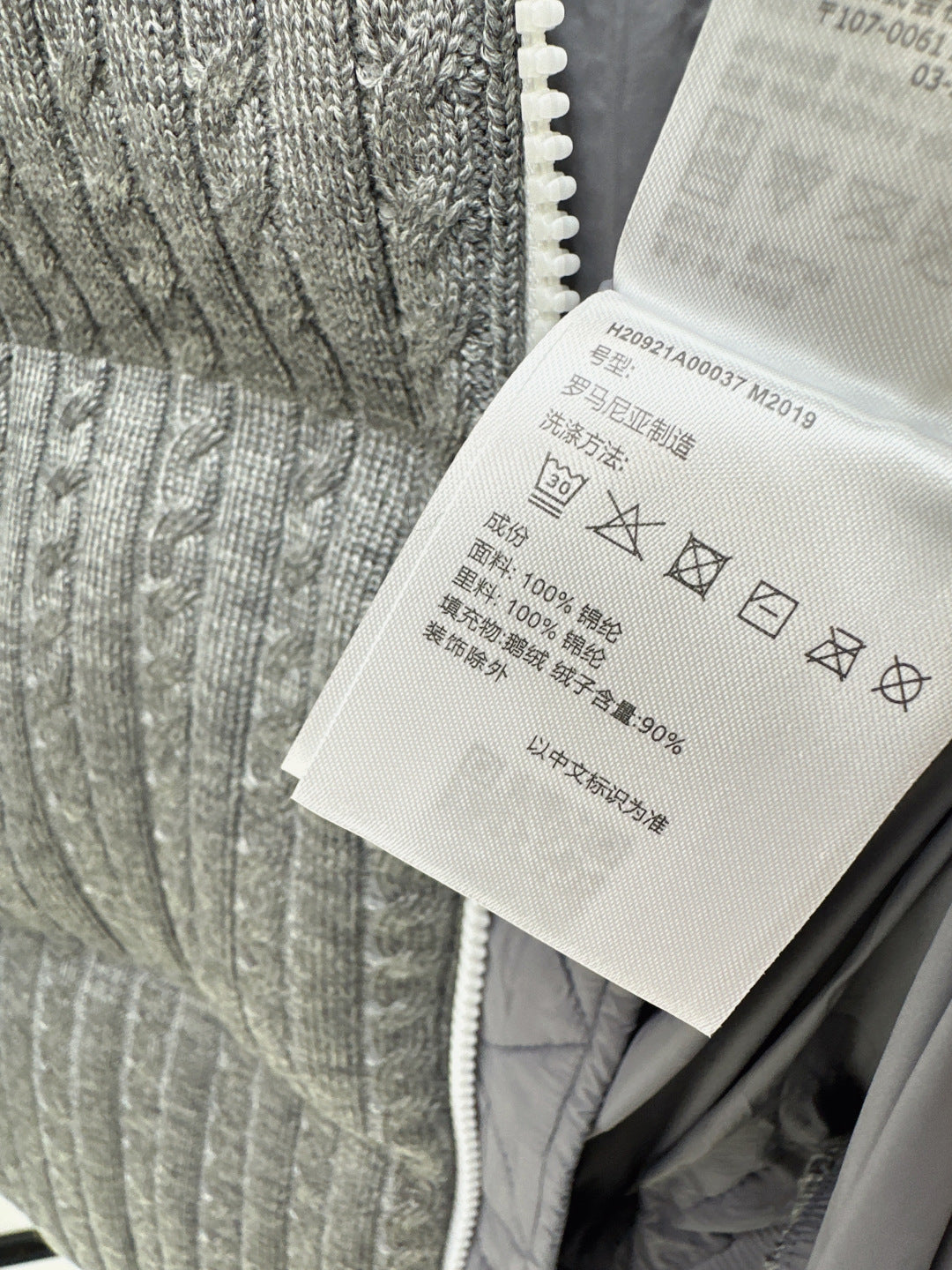 Monc 25fw down jacket