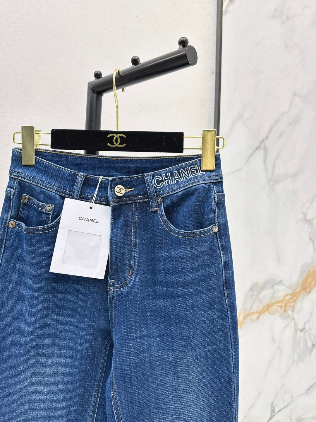 Chan 25fw plush jeans