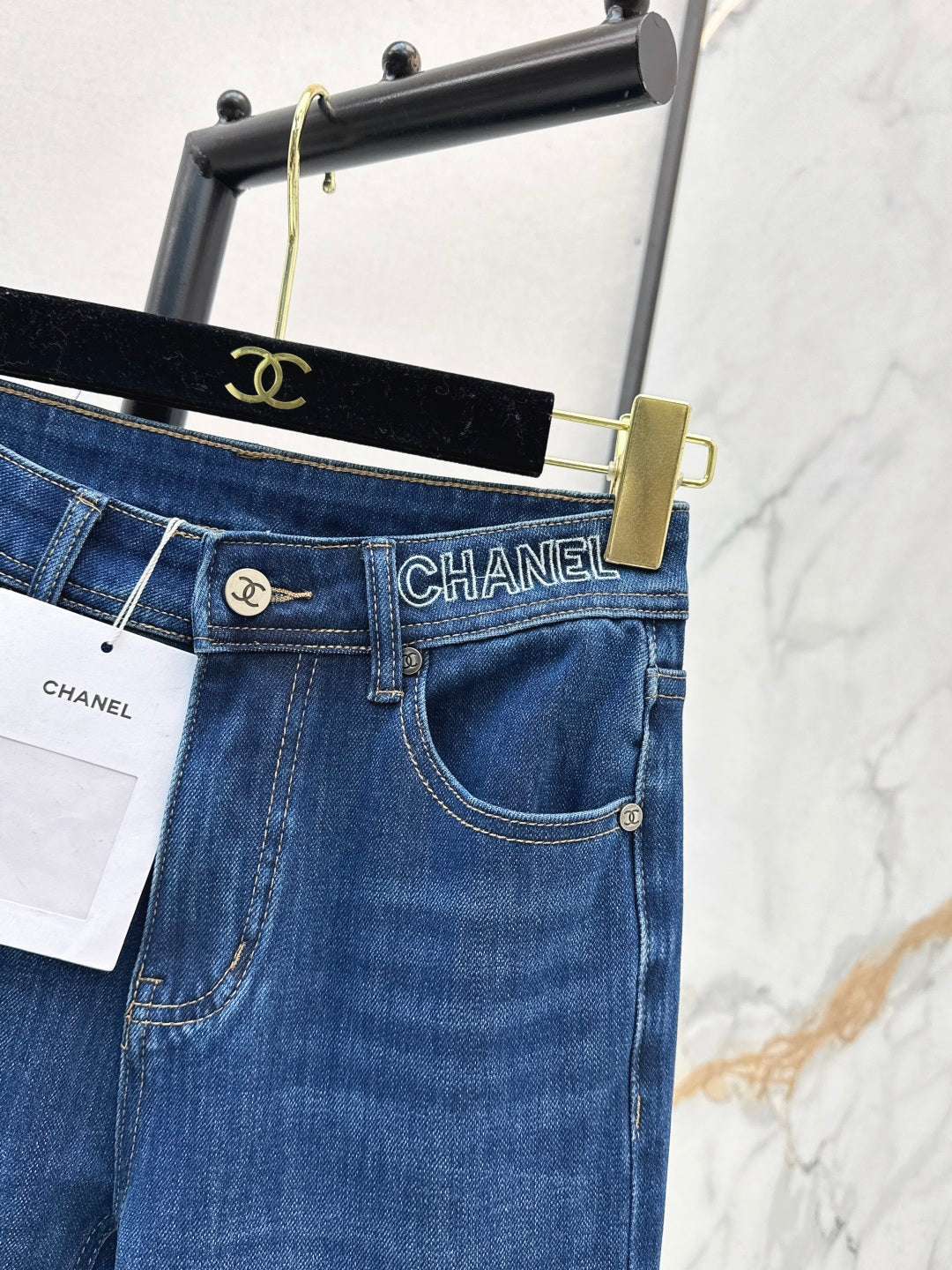 Chan 25fw plush jeans