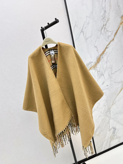 Fend 25fw cashmere cape