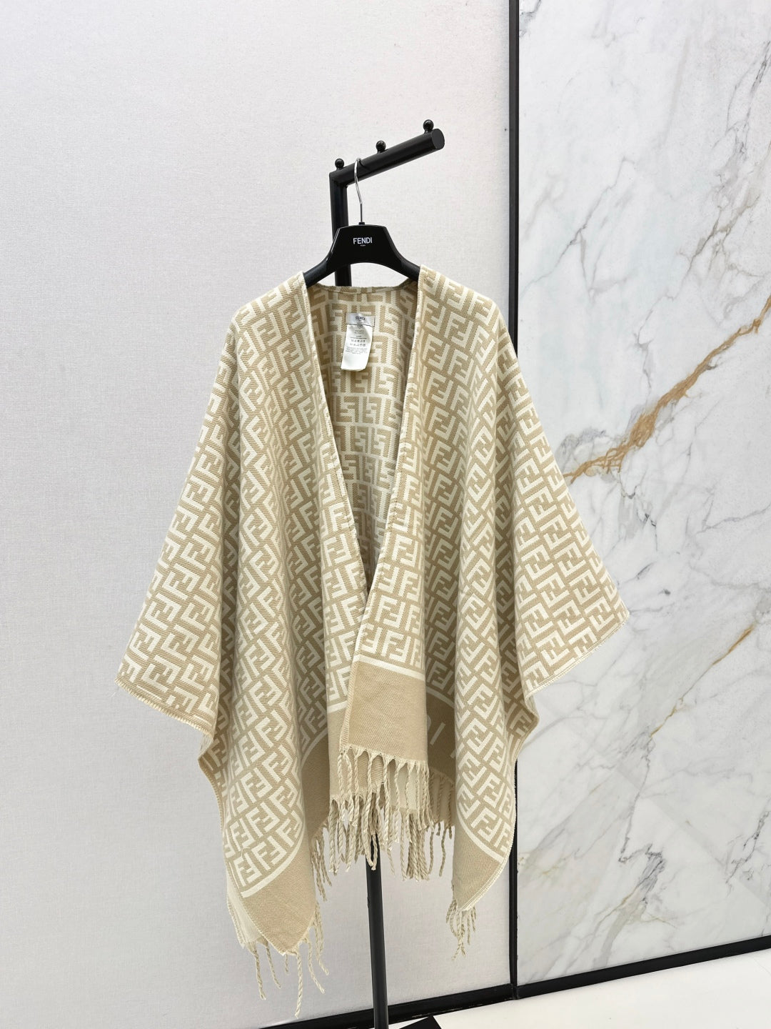 Fend 25fw cashmere cape