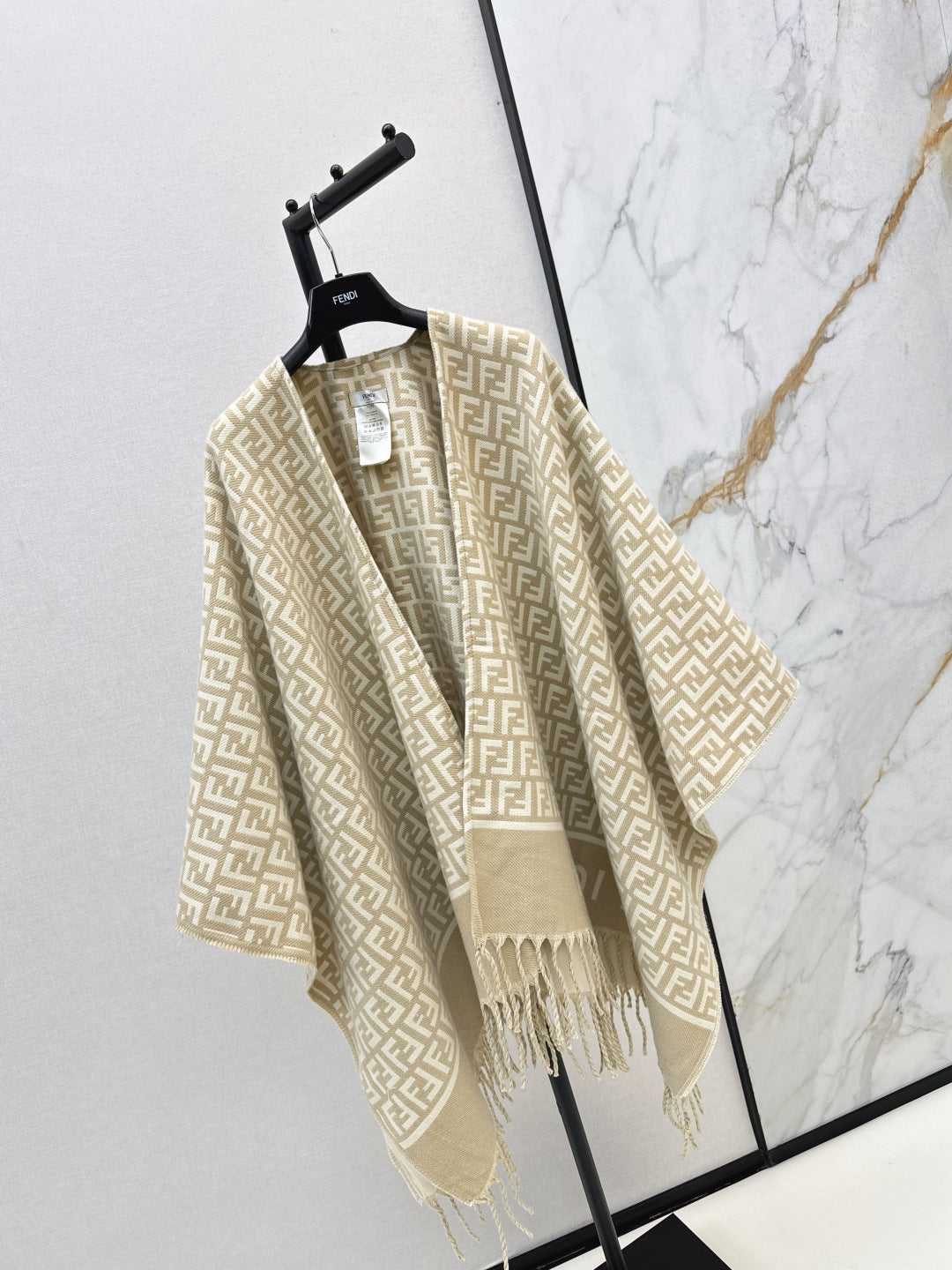 Fend 25fw cashmere cape