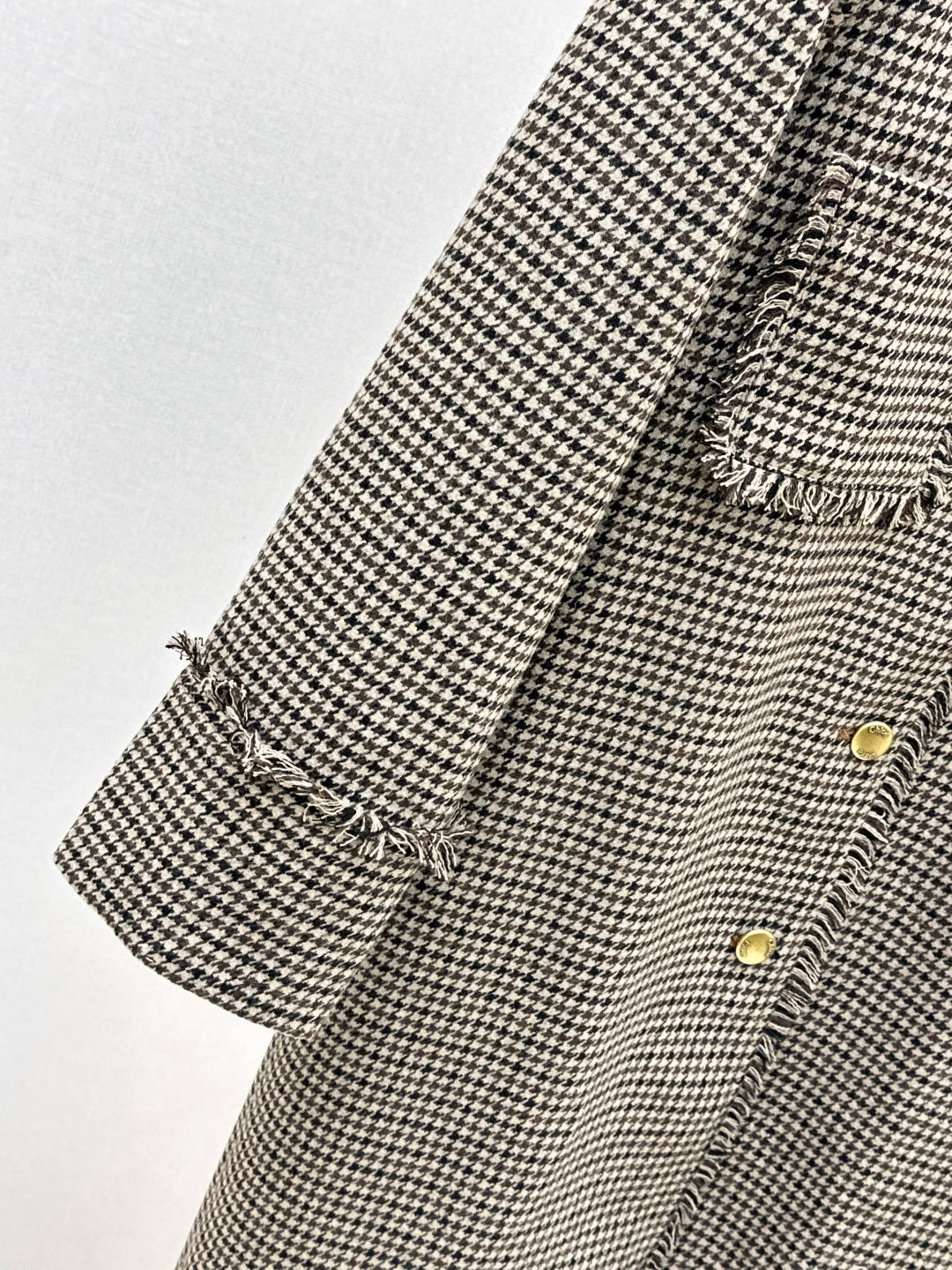 Chol 25fw houndstooth overcoats