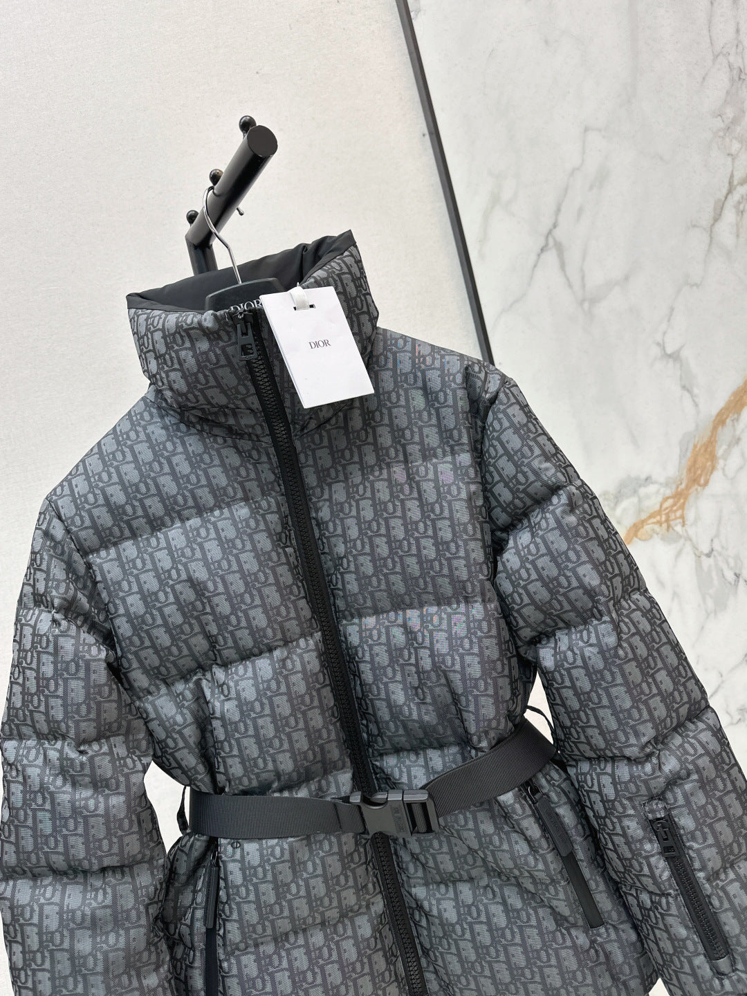 CD 25fw down jacket