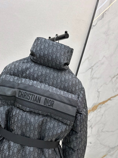 CD 25fw down jacket