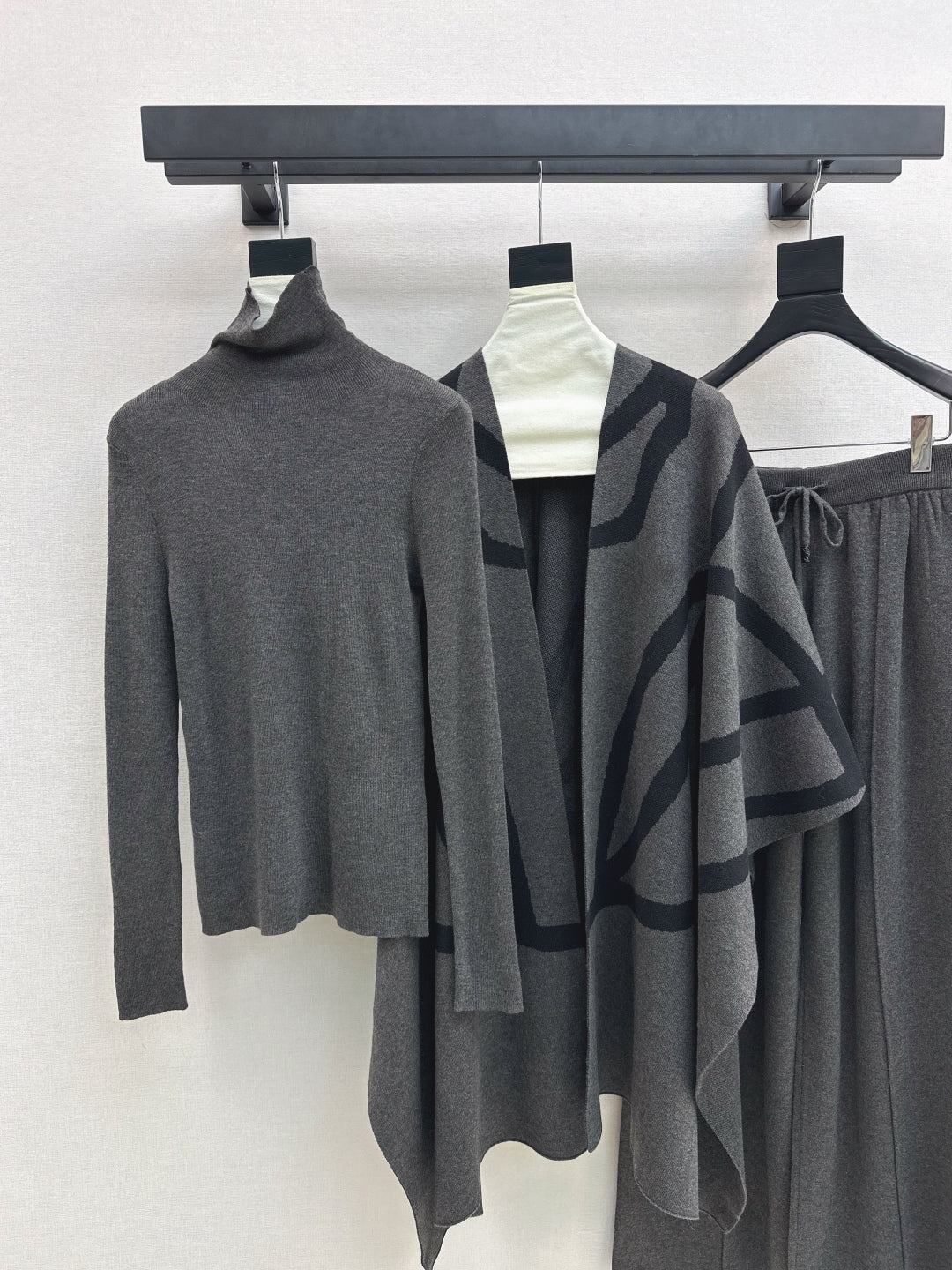 Max 25fw knit base layer shawl pants set