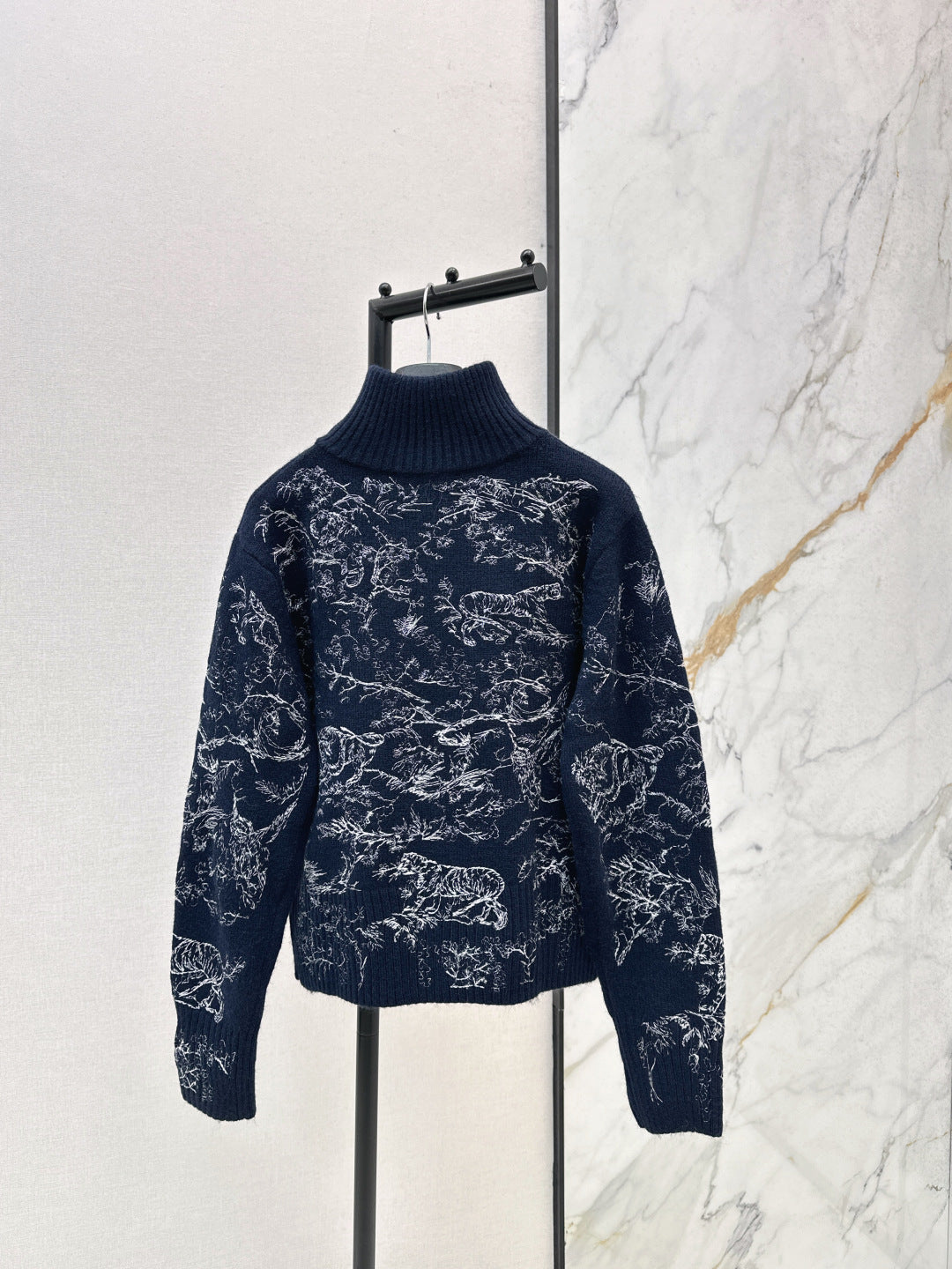 CD 25fw embroidery jacket