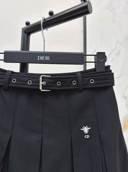 CD 25fw pleated skirt