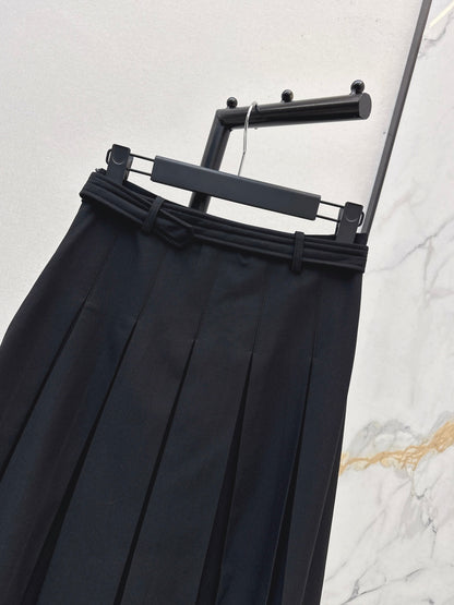 CD 25fw pleated skirt