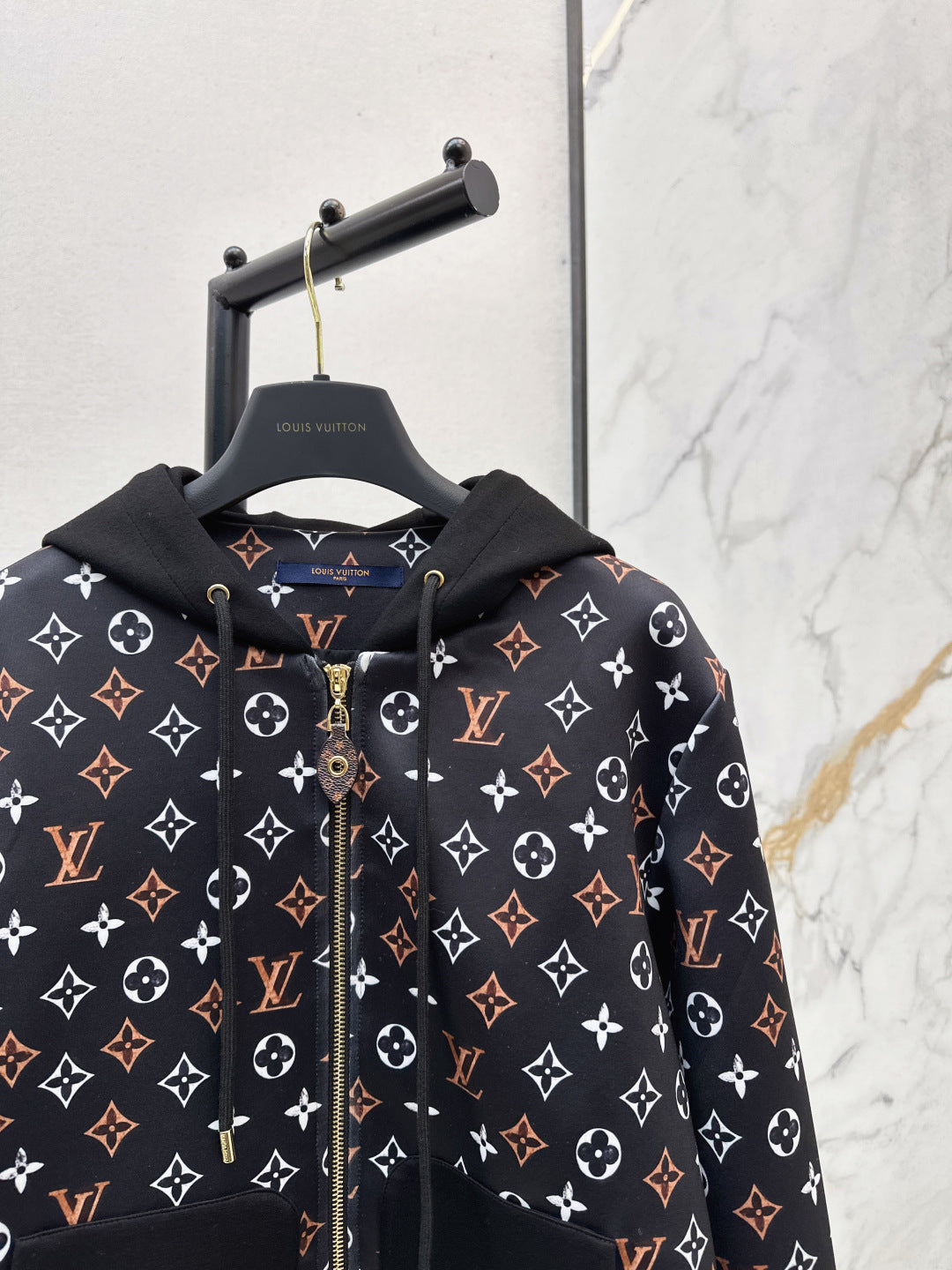 Loui 25fw hooded jacket