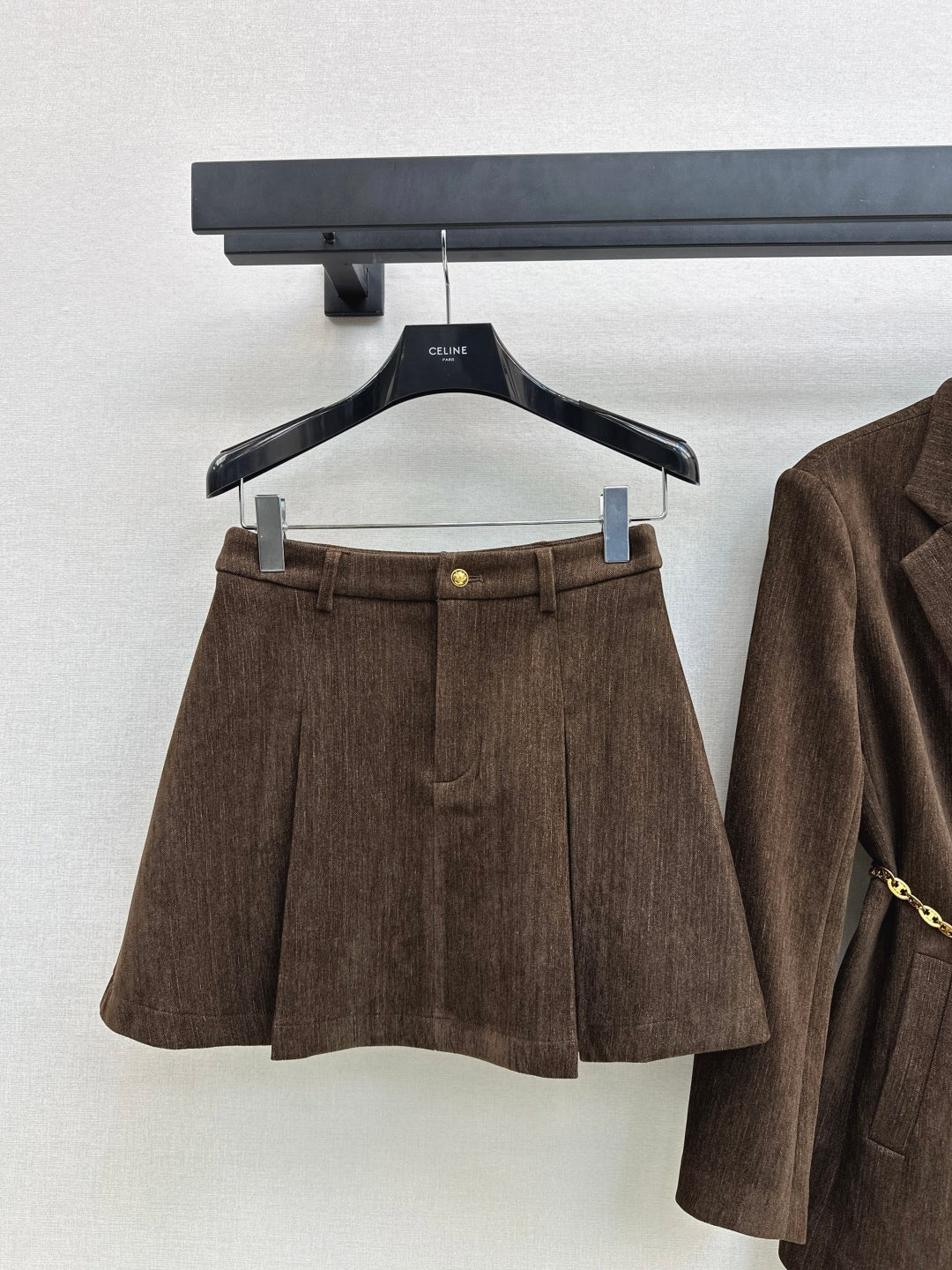 Celi 25fw blazer skirt set