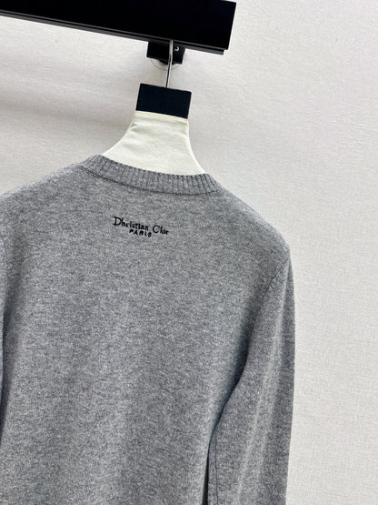 CD 25fw embroidery sweater