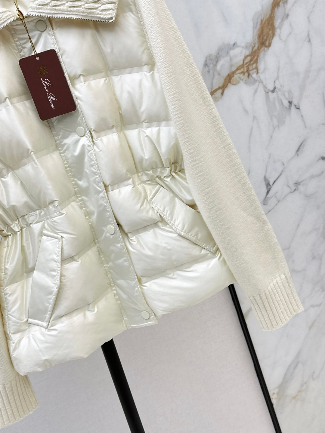 Loro 25fw down jacket