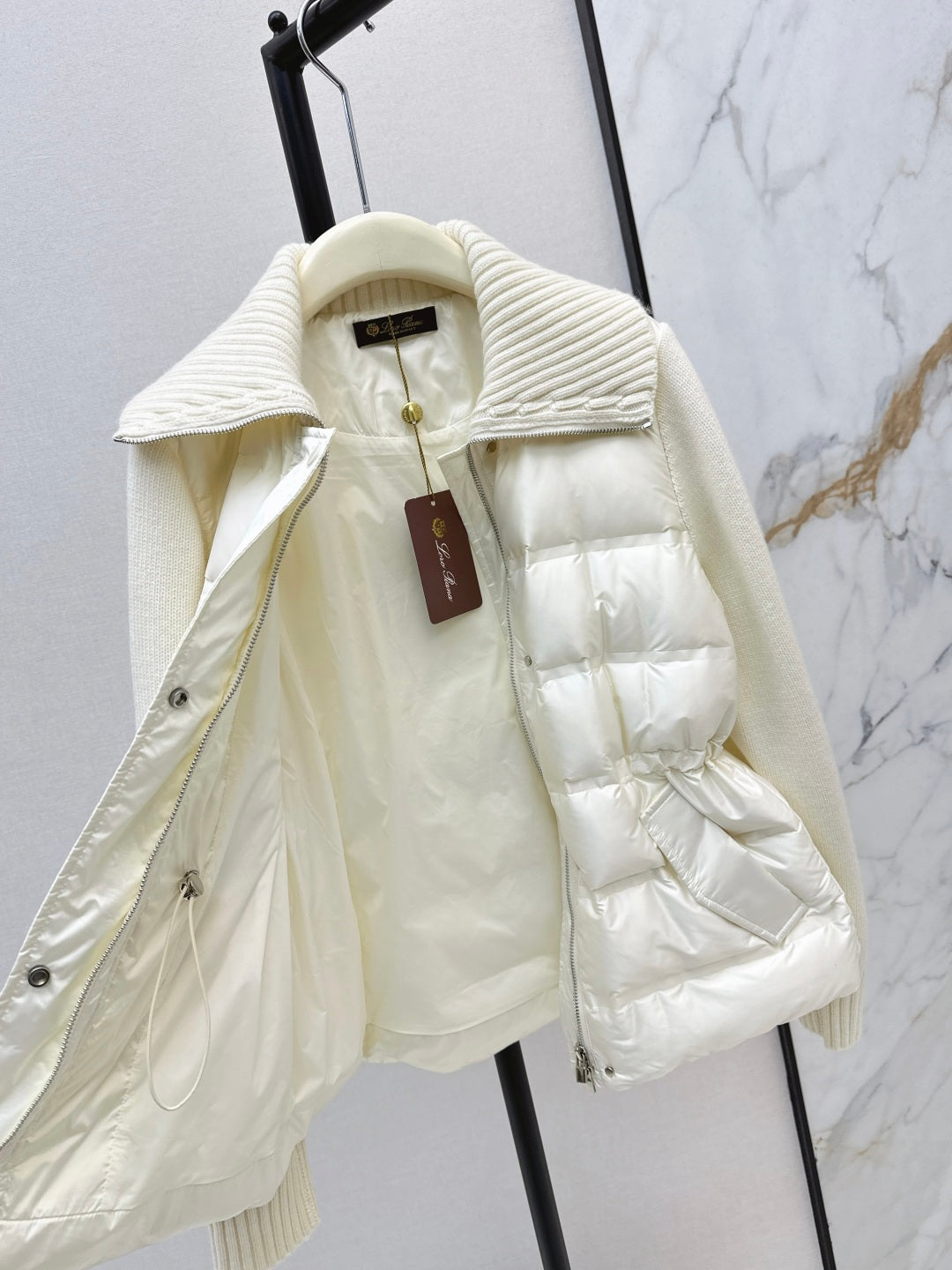 Loro 25fw down jacket