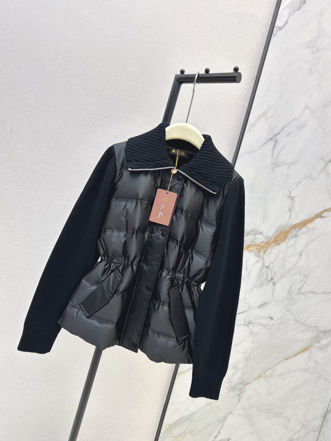 Loro 25fw down jacket