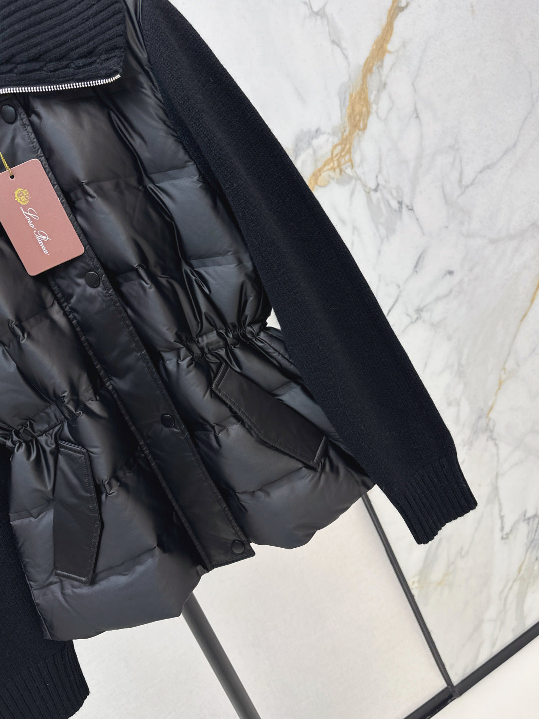 Loro 25fw down jacket