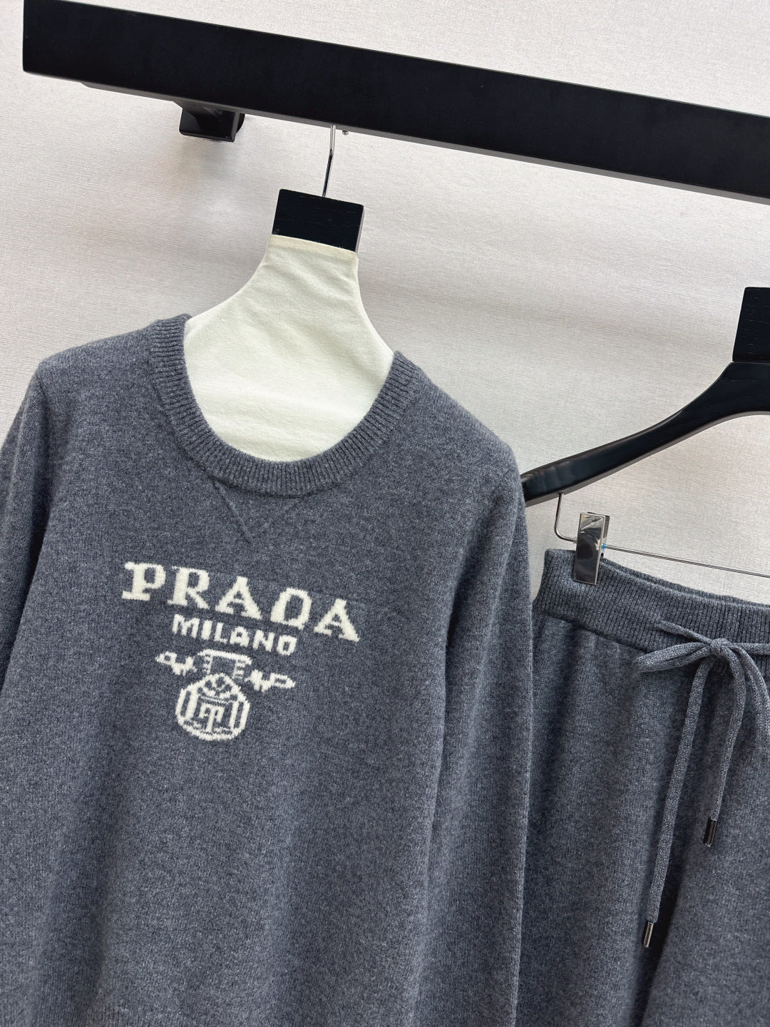 Pra 25fw sweater pants set