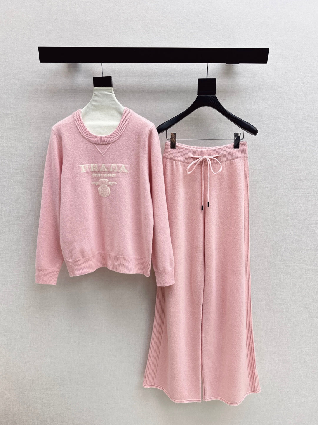 Pra 25fw sweater pants set