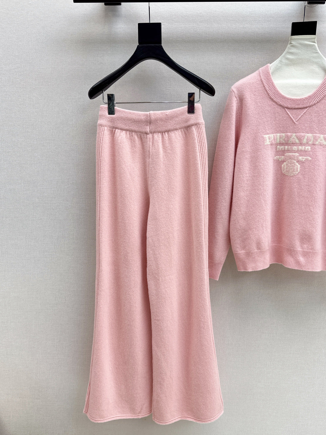 Pra 25fw sweater pants set