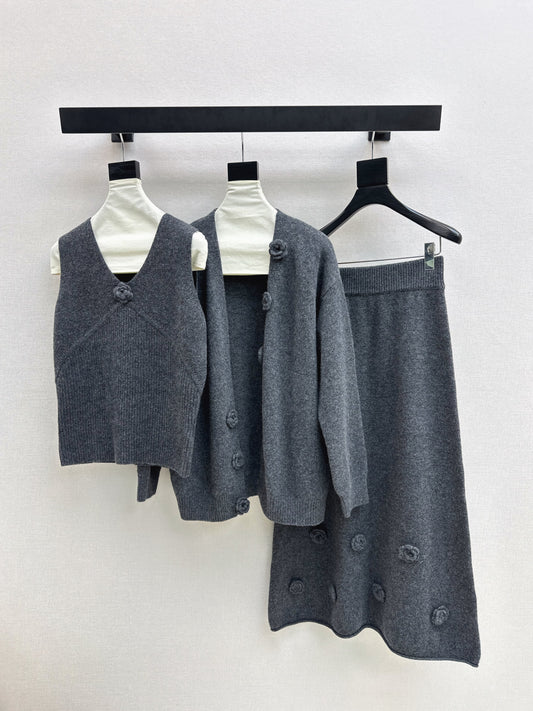 Chan 25fw vest cardigan skirt set