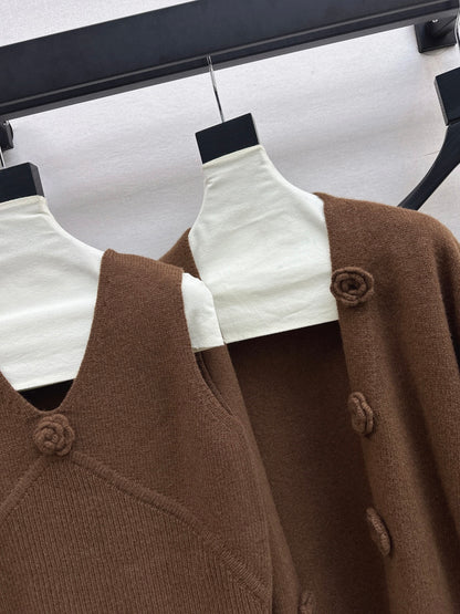 Chan 25fw vest cardigan skirt set