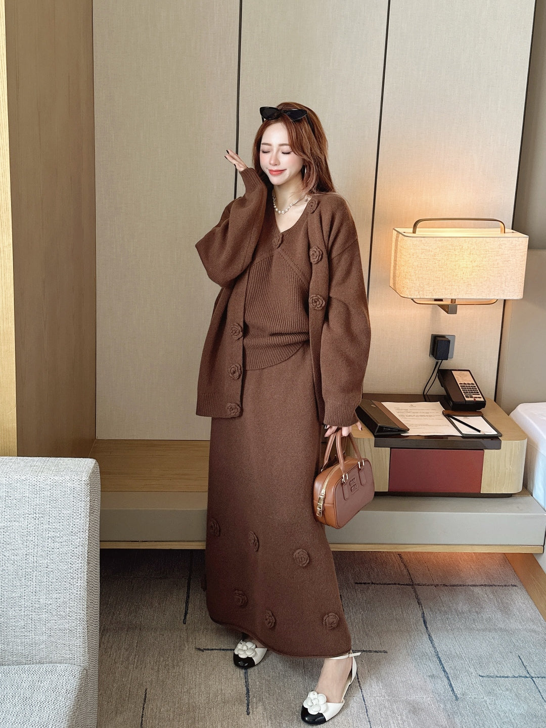 Chan 25fw vest cardigan skirt set