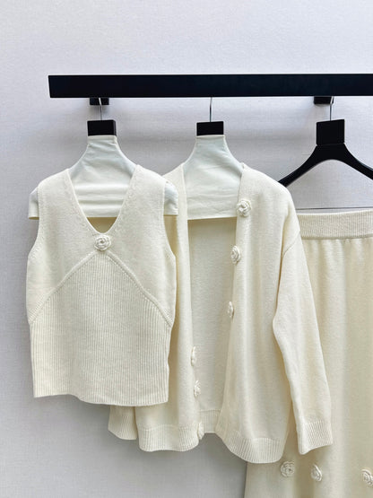 Chan 25fw vest cardigan skirt set