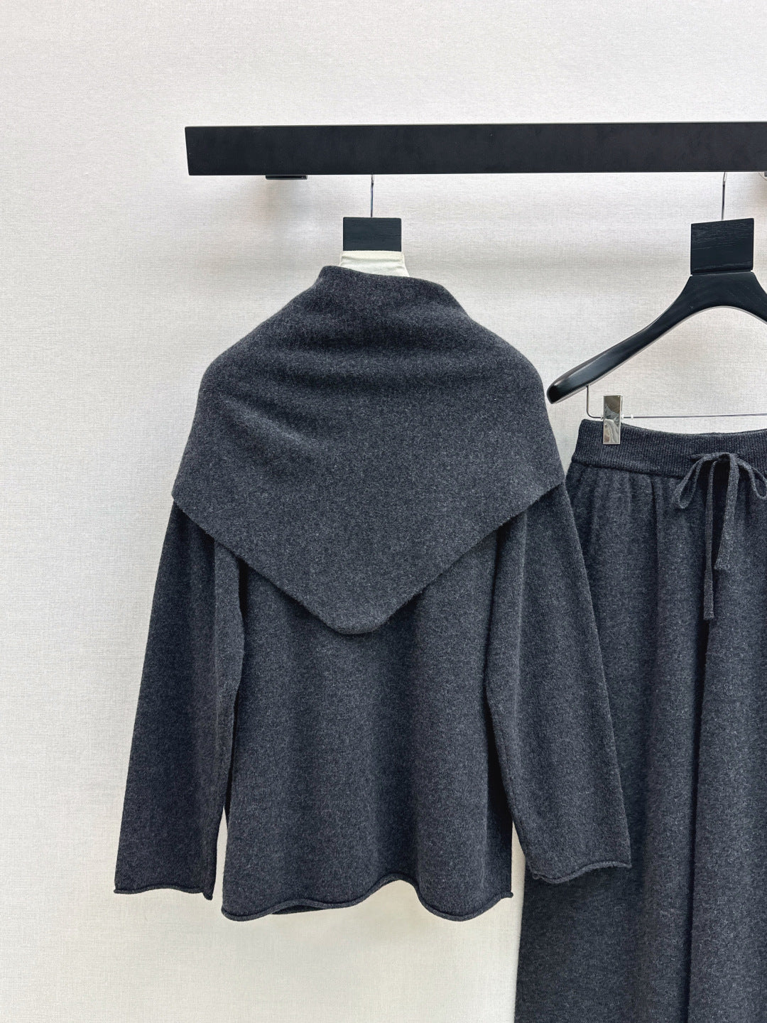 Max 25fw wool sweater+shawl wraps pants sets