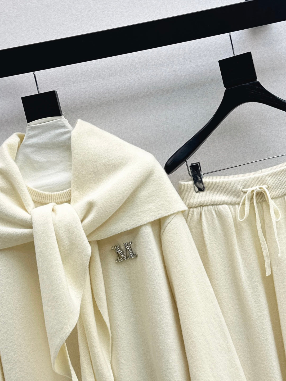 Max 25fw wool sweater+shawl wraps pants sets