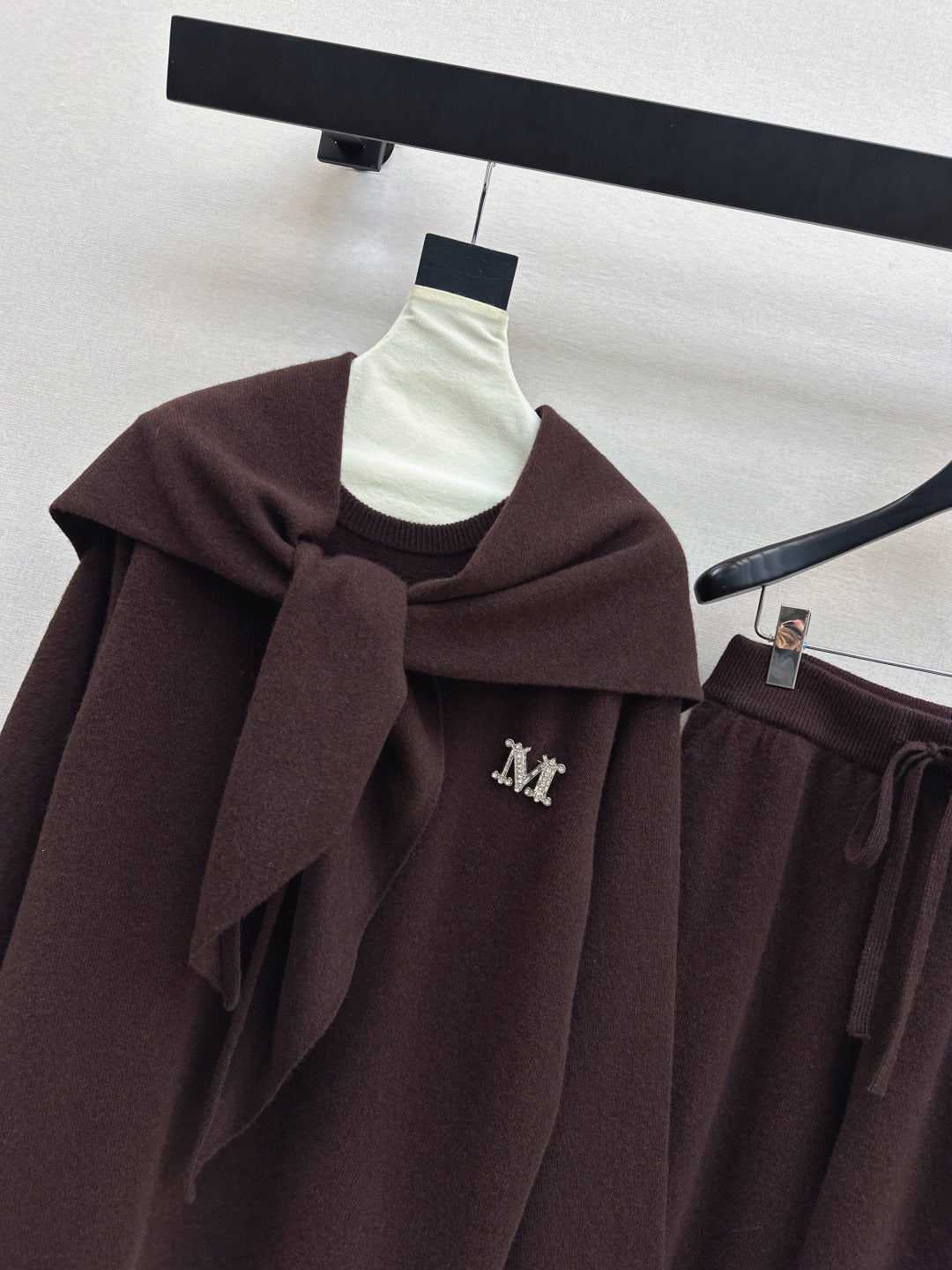 Max 25fw wool sweater+shawl wraps pants sets