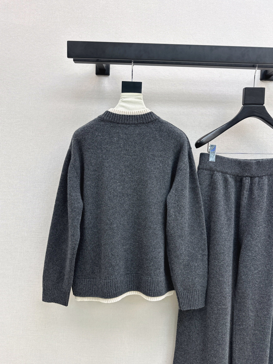 Loro 25fw sweater pants sets