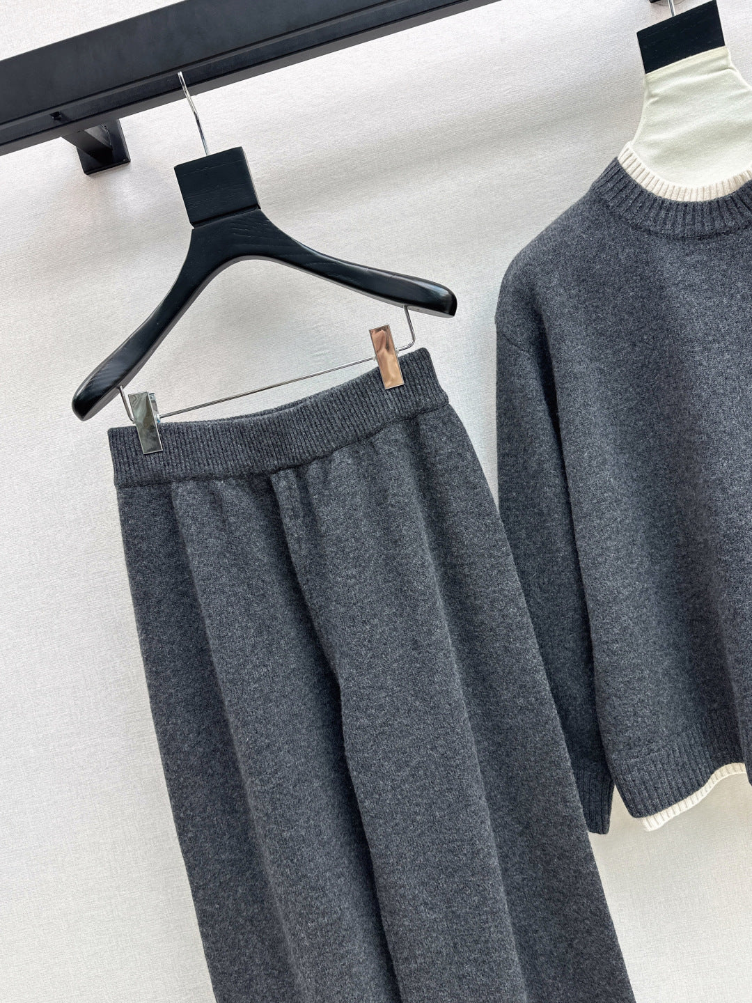 Loro 25fw sweater pants sets