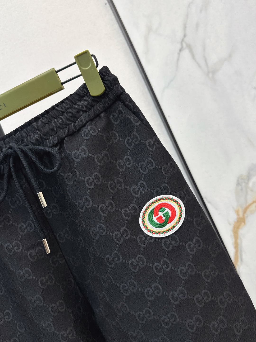 Guc 25fw casual pants