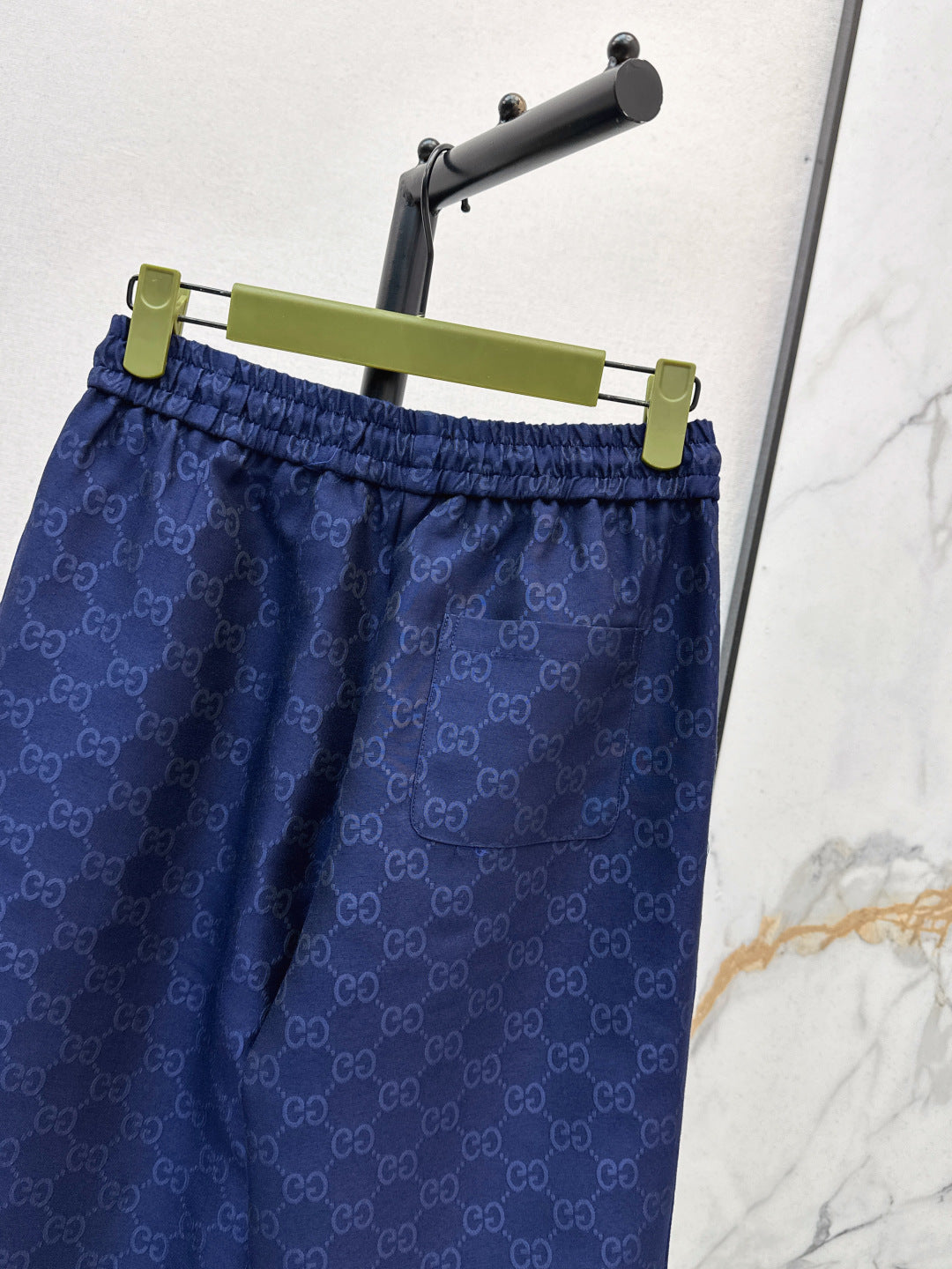 Guc 25fw casual pants