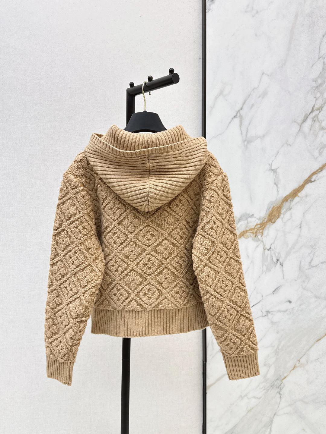 Loui 25fw hooded jacket