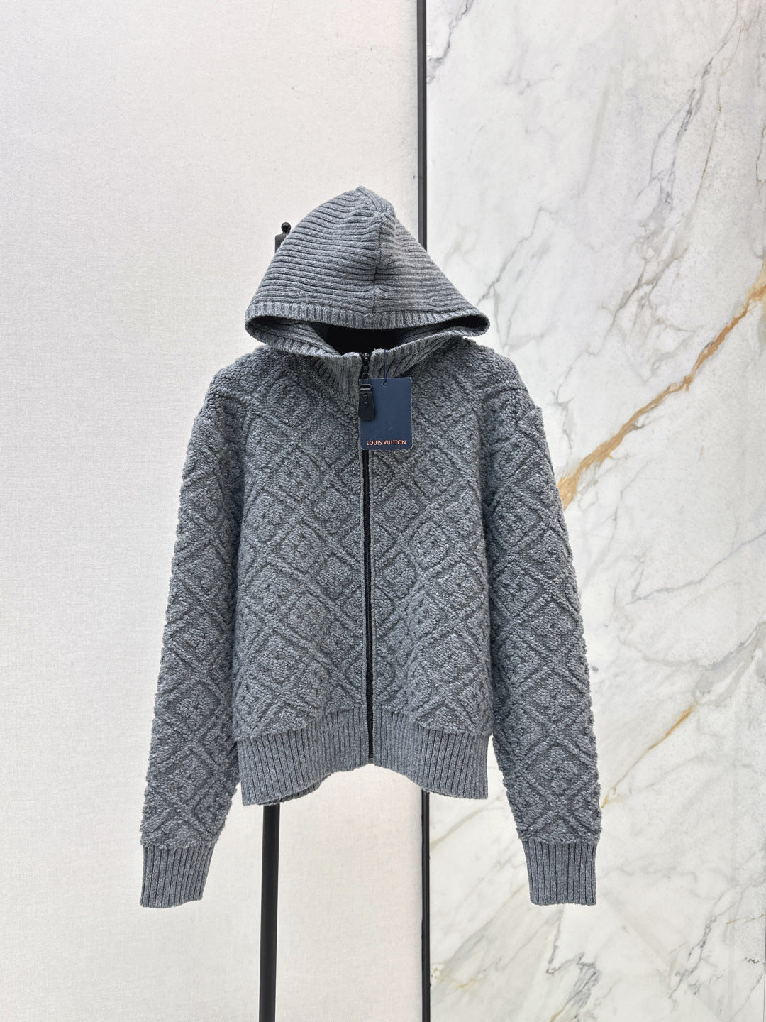 Loui 25fw hooded jacket
