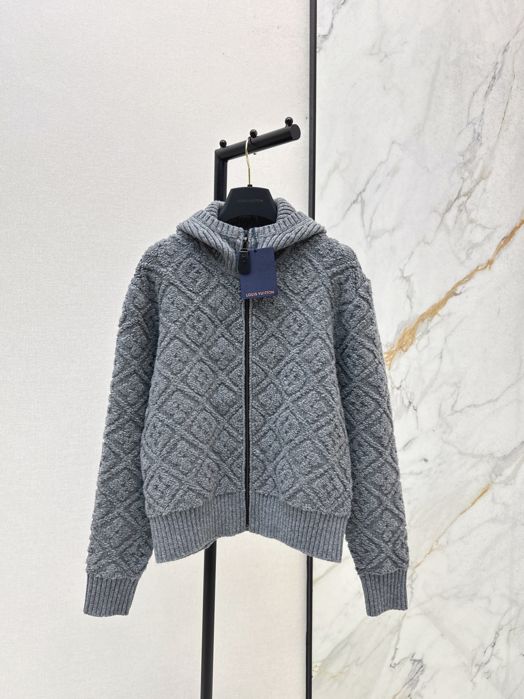 Loui 25fw hooded jacket